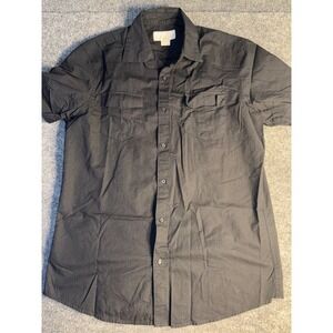 Claiborne Shirt Mens Medium‎ Slim Fit Stretch Flap Pockets Collared Button Up